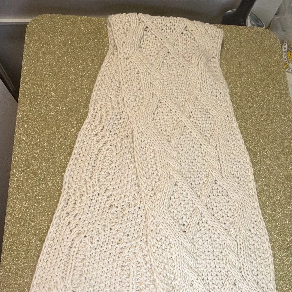 Anne Klein Ivory Cable-Knit Acrylic Rectangle Scarf Womens Neck Warmer